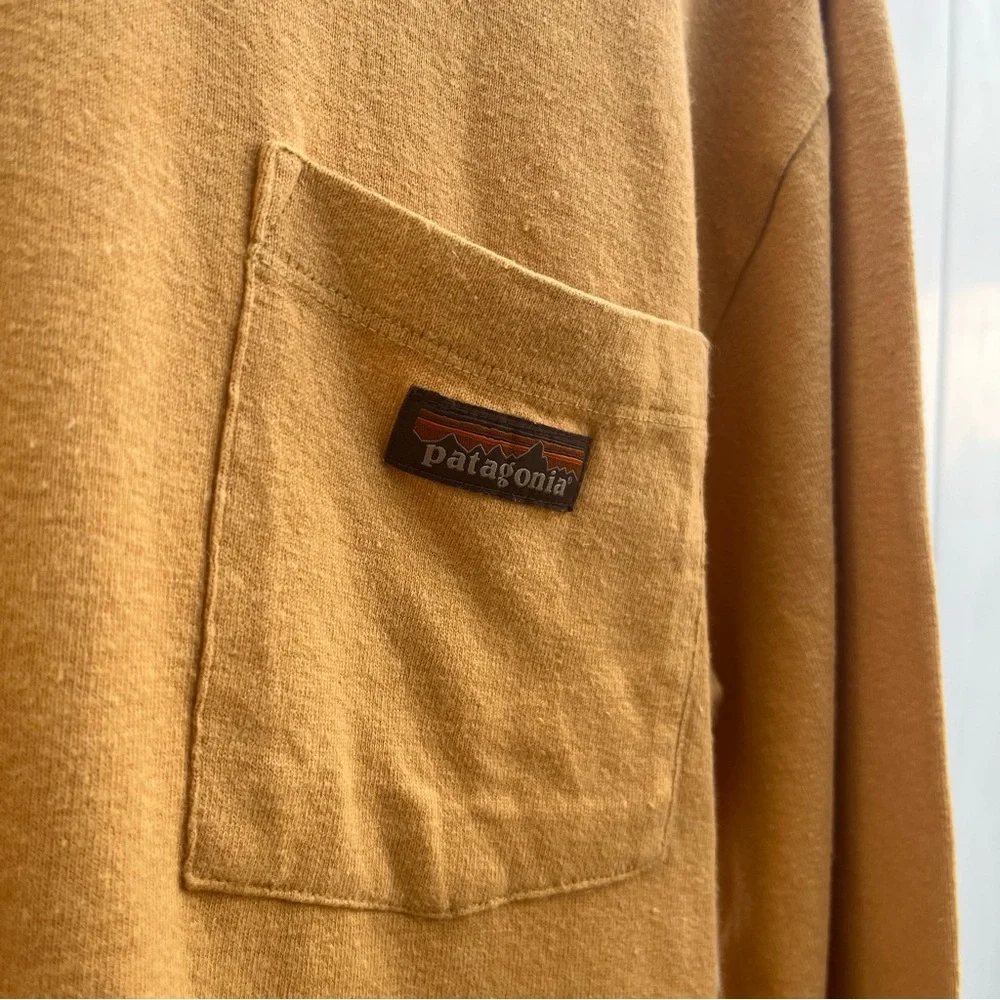 Patagonia Men's Long-Sleeved Work Pocket T-Shirt - Picture 5 of 6